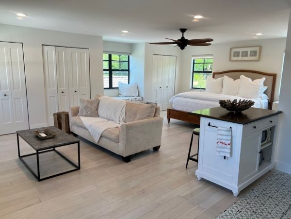 West Palm Beach Vacation Home with 4 Bedroom & Private Pool