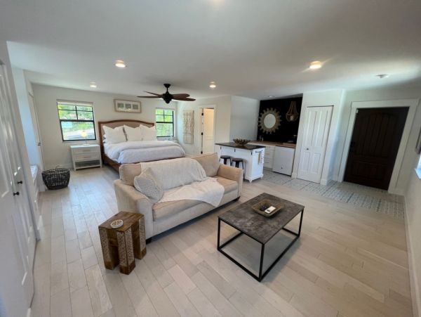 West Palm Beach Vacation Home with 4 Bedroom & Private Pool