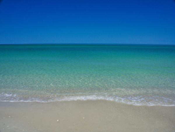 Waterfront Vacation Home with 3 Bedroom, Pool/Spa in Naples