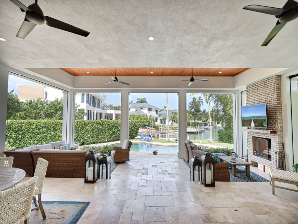 Waterfront Vacation Home with 3 Bedroom, Pool/Spa in Naples