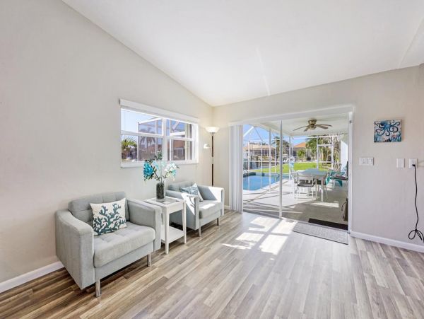 Charming Marco Island 3 Bedroom Pool Home