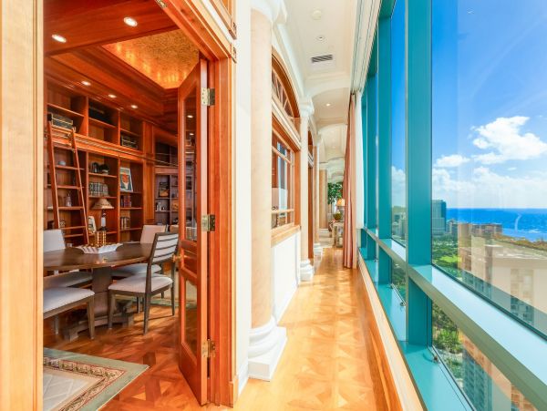 Honolulu Vacation Penthouse Sleeps 8 Guests