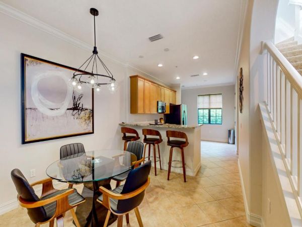 Great Naples Vacation Condo Two Bedroom