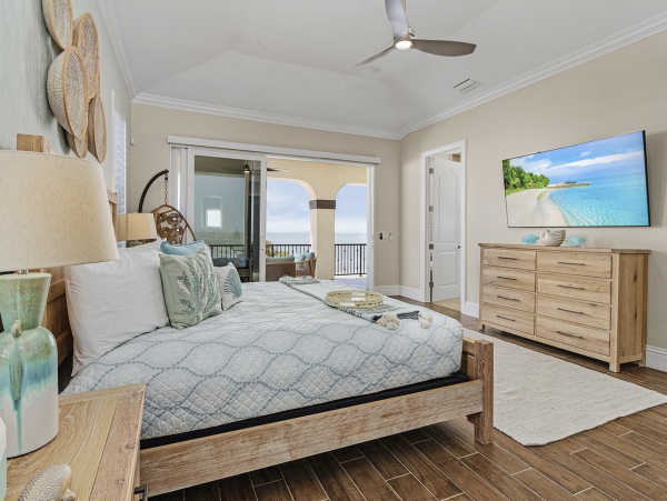 Stunning 10 Bedroom Vacation Home Fort Myers Beach - Two Pools