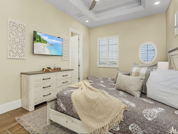 Stunning 10 Bedroom Vacation Home Fort Myers Beach - Two Pools