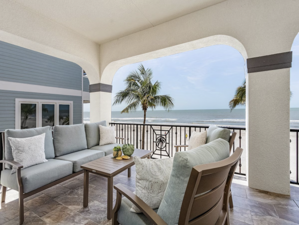 Stunning 10 Bedroom Vacation Home Fort Myers Beach - Two Pools
