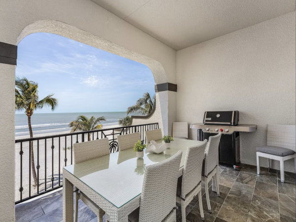 Stunning 10 Bedroom Vacation Home Fort Myers Beach - Two Pools
