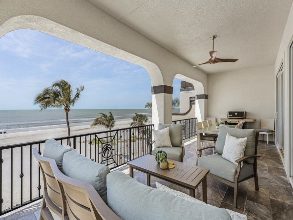 Stunning 10 Bedroom Vacation Home Fort Myers Beach - Two Pools