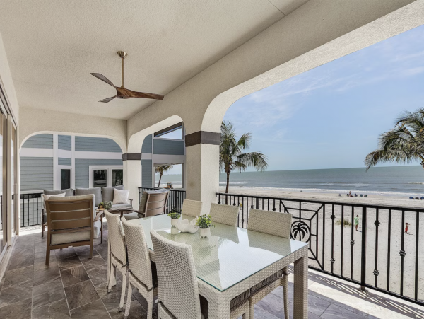 Stunning 10 Bedroom Vacation Home Fort Myers Beach - Two Pools