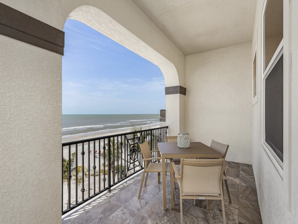 Stunning 10 Bedroom Vacation Home Fort Myers Beach - Two Pools