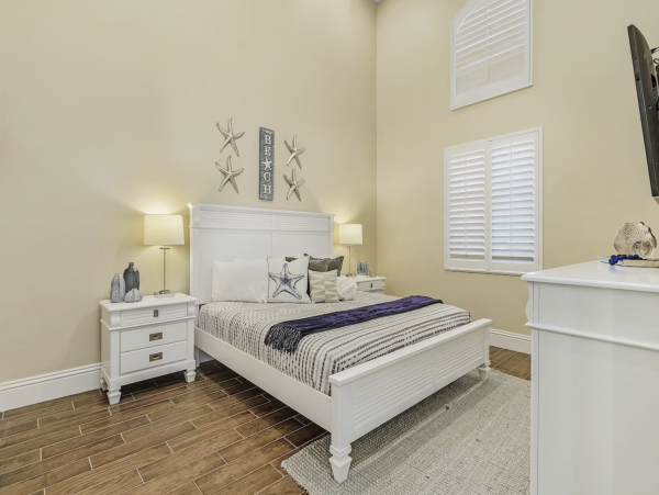 Stunning 10 Bedroom Vacation Home Fort Myers Beach - Two Pools