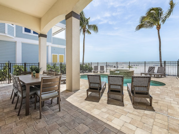 Stunning 10 Bedroom Vacation Home Fort Myers Beach - Two Pools