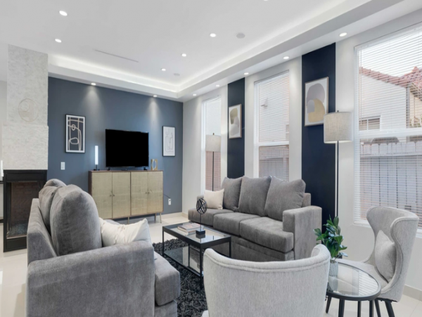 Gorgeous Los Angeles 4 Bedroom Rental Private Pool & Spa