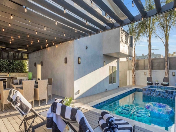 Gorgeous Los Angeles 4 Bedroom Rental Private Pool & Spa
