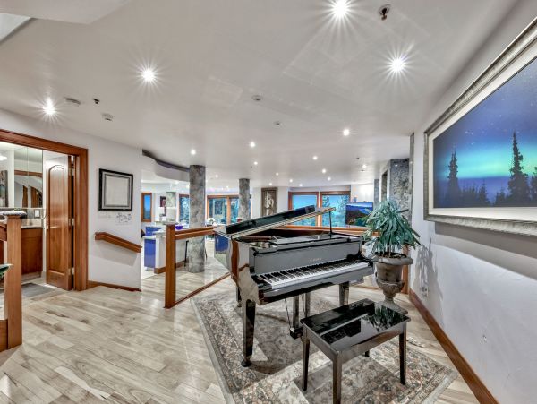 Luxury Lake Tahoe Vacation Estate