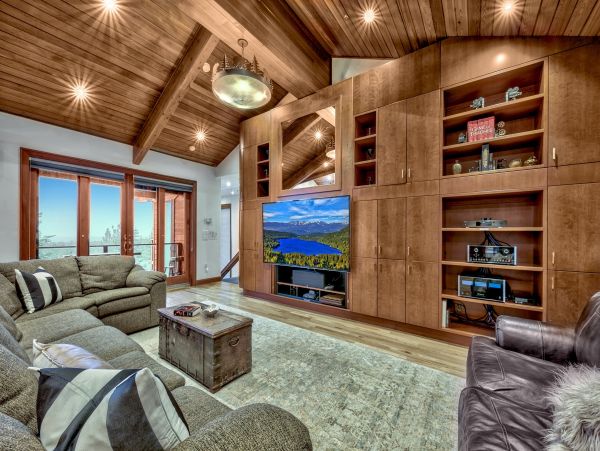 Luxury Lake Tahoe Vacation Estate