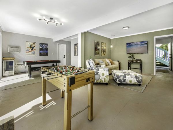 Captiva Vacation Home Four Bedroom