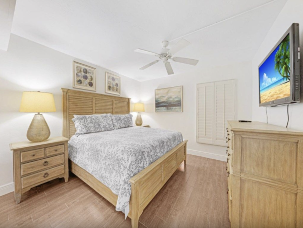 Captiva Island Three Bedroom Ultimate Beachfront Escape