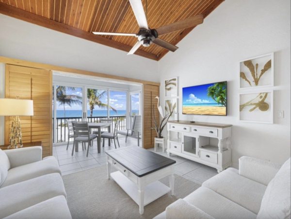 Captiva Island Three Bedroom Ultimate Beachfront Escape