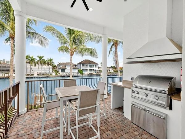 Naples Luxury Vacation Rentals - Gulf Access Waterfront Estate
