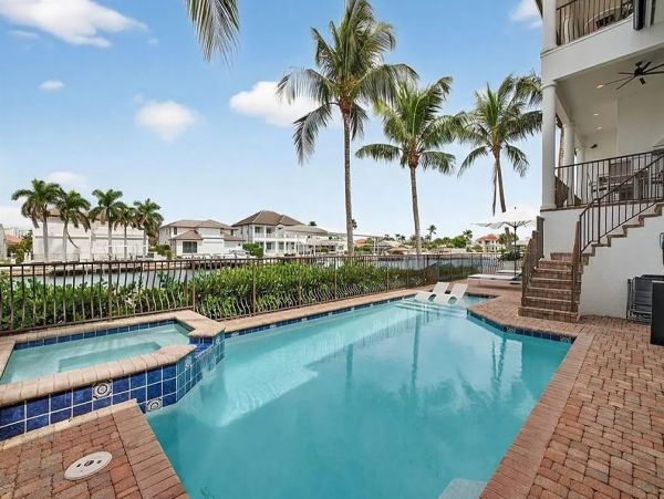 Naples Luxury Vacation Rentals - Gulf Access Waterfront Estate