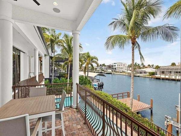 Naples Luxury Vacation Rentals - Gulf Access Waterfront Estate
