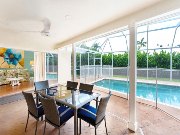 Naples 3 Bedroom Vacation Home with Private Pool