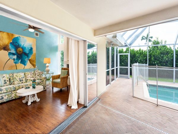 Naples 3 Bedroom Vacation Home with Private Pool