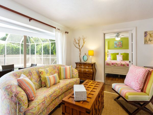Naples 3 Bedroom Vacation Home with Private Pool