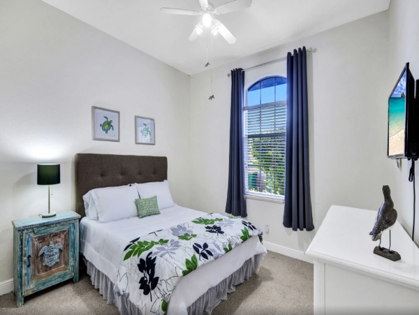 Lovely Naples 3 Bedroom Vacation Home