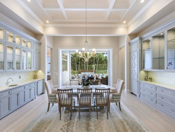 Naples 5 Bedroom Vacation Home Sleeps 10 Guests