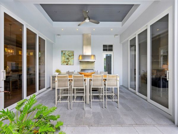 Naples 5 Bedroom Vacation Home Sleeps 10 Guests