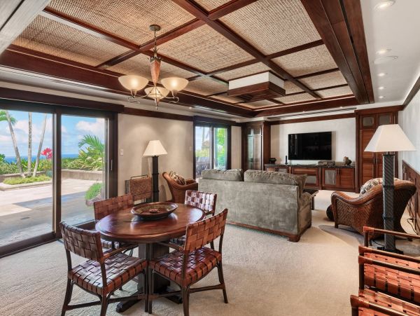 Luxury Oceanfront Vacation Rental with Amazing Views & Amenities