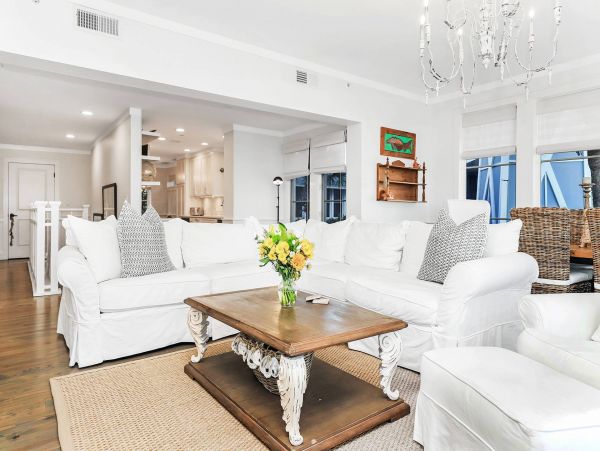 Gulf-Front Vacation Condo with Great Views