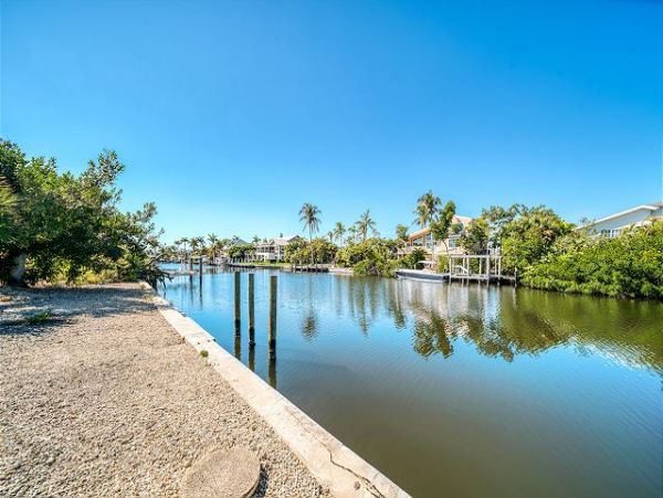 Water Views Sanibel Vacation Home