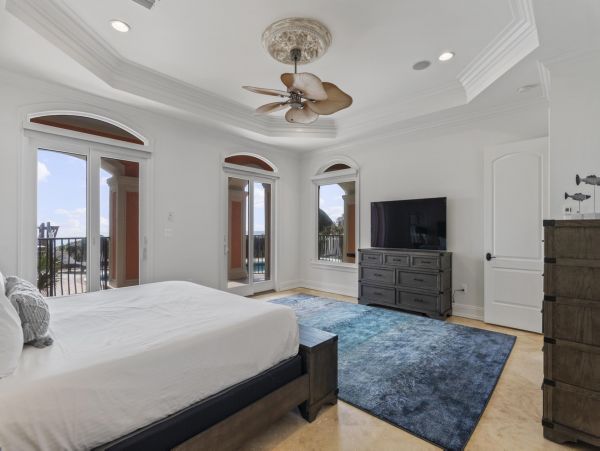 Gulf-front Five Bedroom Vacation Rental in Seacrest Beach