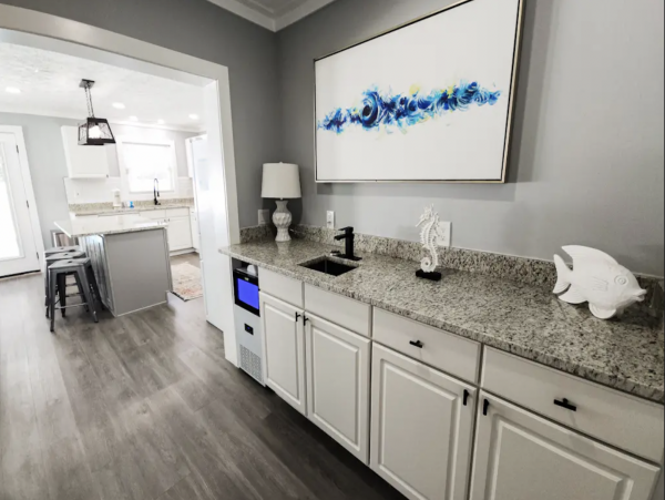 Three Bedroom Rental Sleeps 11 Guests