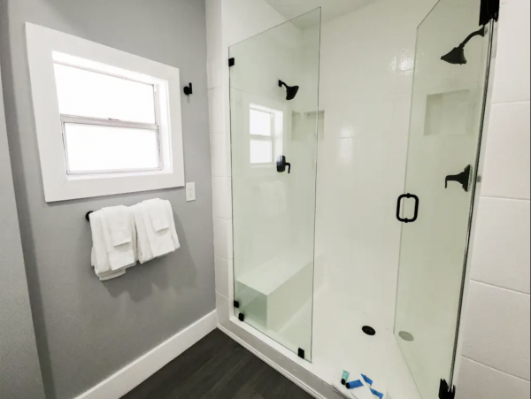 Three Bedroom Rental Sleeps 11 Guests