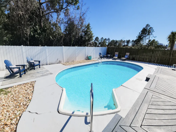 Three Bedroom Rental Sleeps 11 Guests