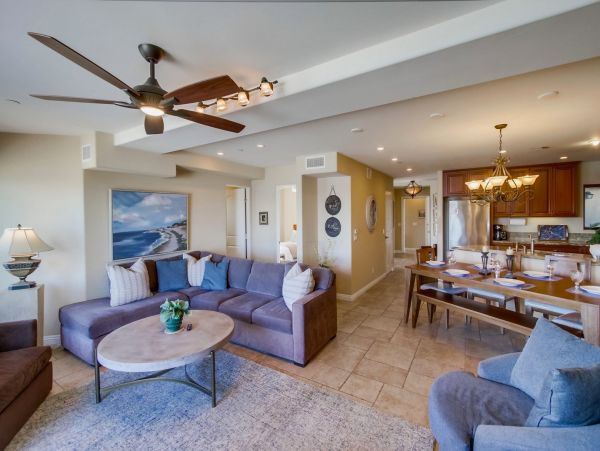 Bayfront 7 Bedroom Vacation Home