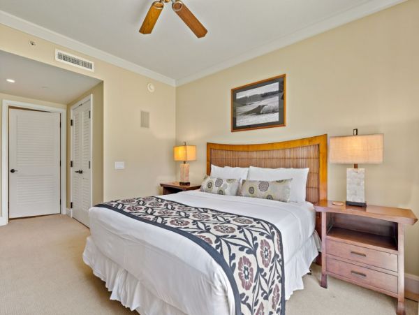Oceanfront Elegance: 9 Bedroom Vacation Rental