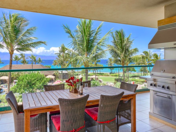 Oceanfront Elegance: 9 Bedroom Vacation Rental