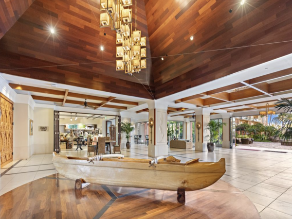 Oceanfront Elegance: 9 Bedroom Vacation Rental