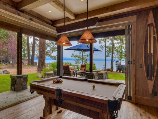 Luxury Lake Tahoe North Shore Seven Bedroom Rental