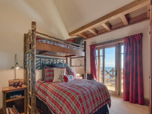 Luxury Lake Tahoe North Shore Seven Bedroom Rental