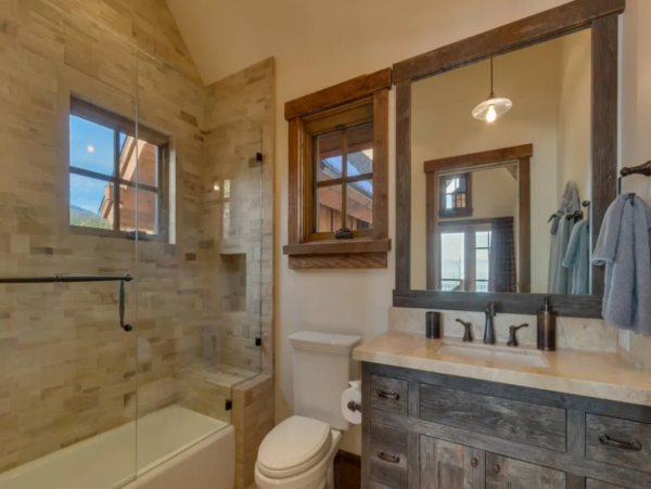 Luxury Lake Tahoe North Shore Seven Bedroom Rental
