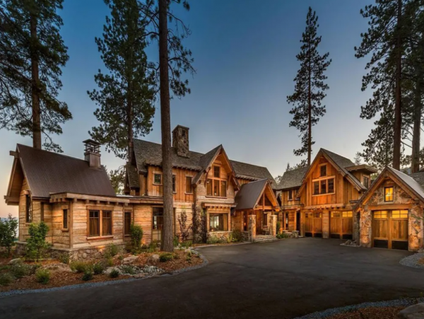Luxury Lake Tahoe North Shore Seven Bedroom Rental