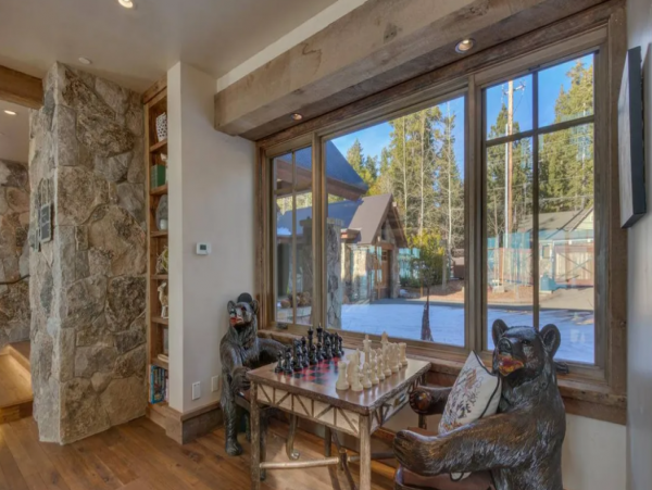 Luxury Lake Tahoe North Shore Seven Bedroom Rental
