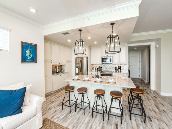 Bradenton Vacation Condo Sleeps 7 Guests