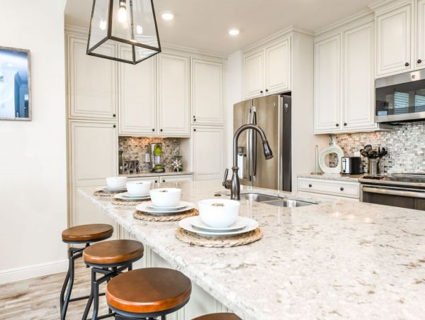 Bradenton Vacation Condo Sleeps 7 Guests